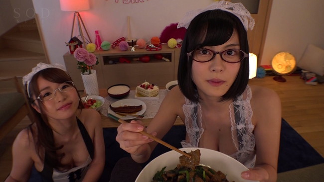 【おっぱい】おっぱいも大きくてエッチなことには興味津々!そんな巨乳で淫乱な美人姉妹のおっぱい画像がエロすぎる!【30枚】 03
